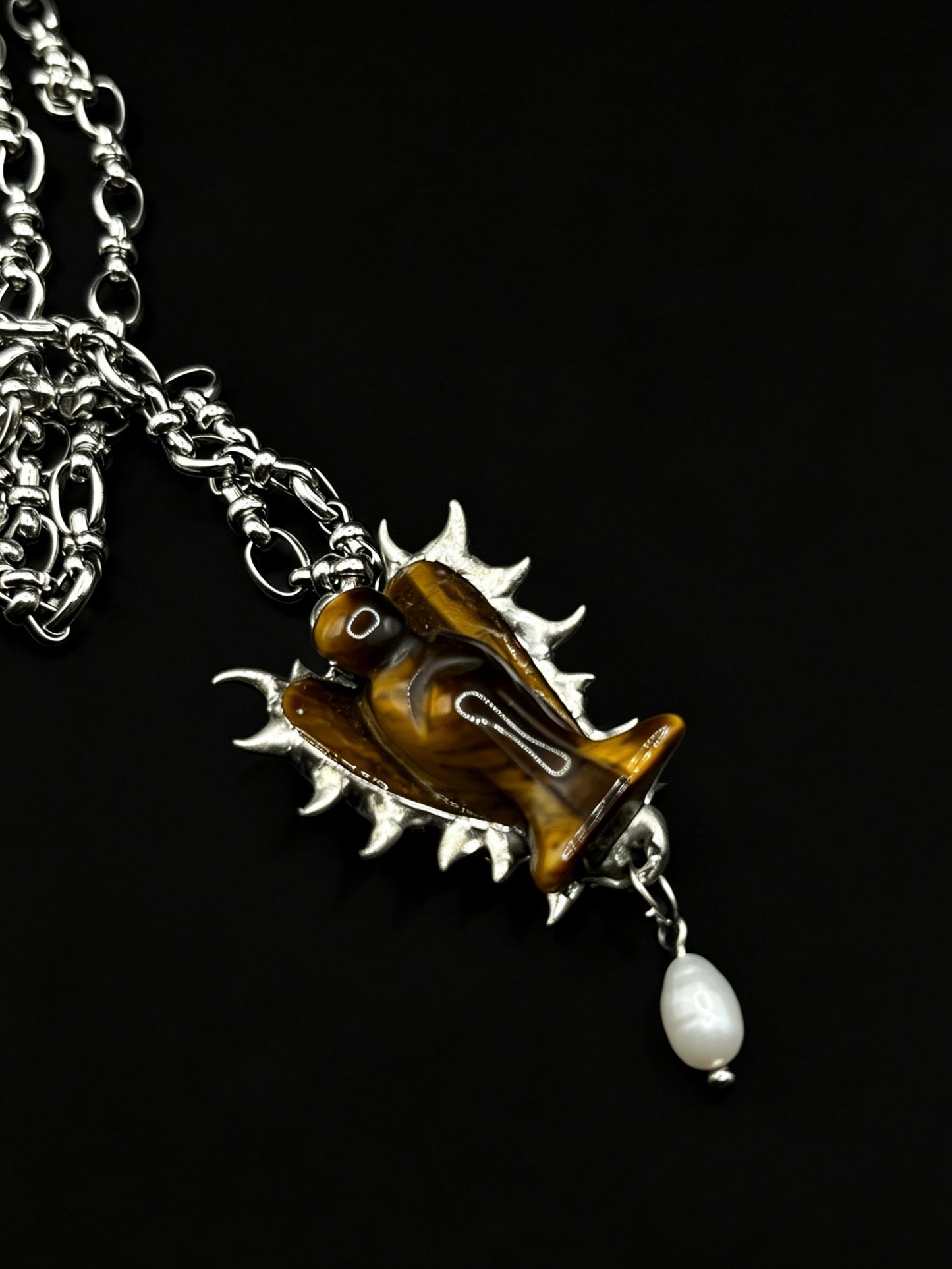 TIGER EYE