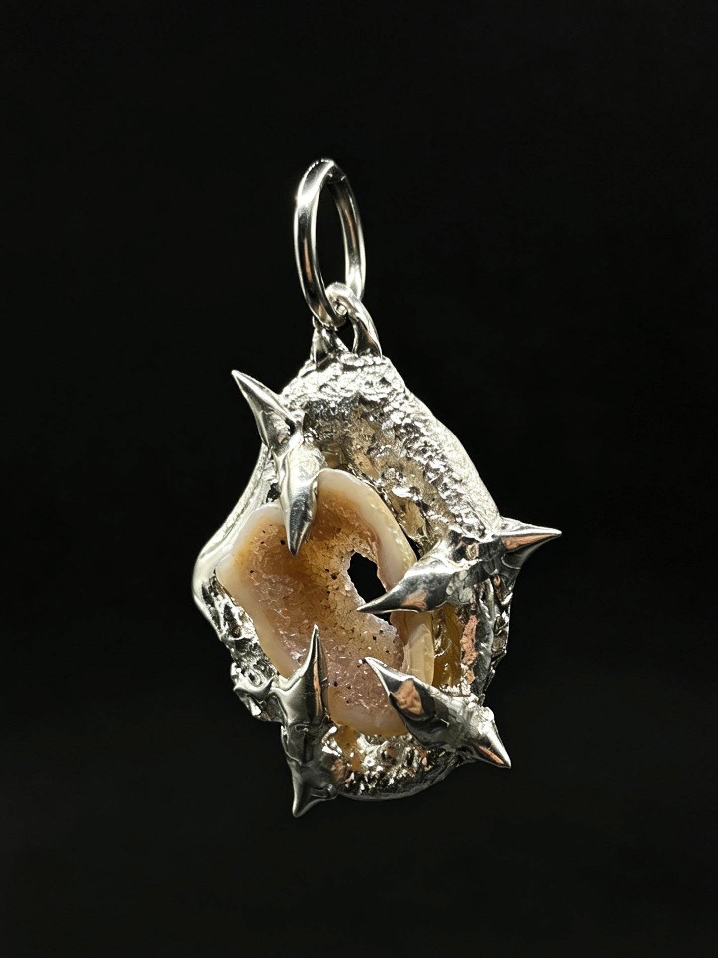 YTFR01   Pendant