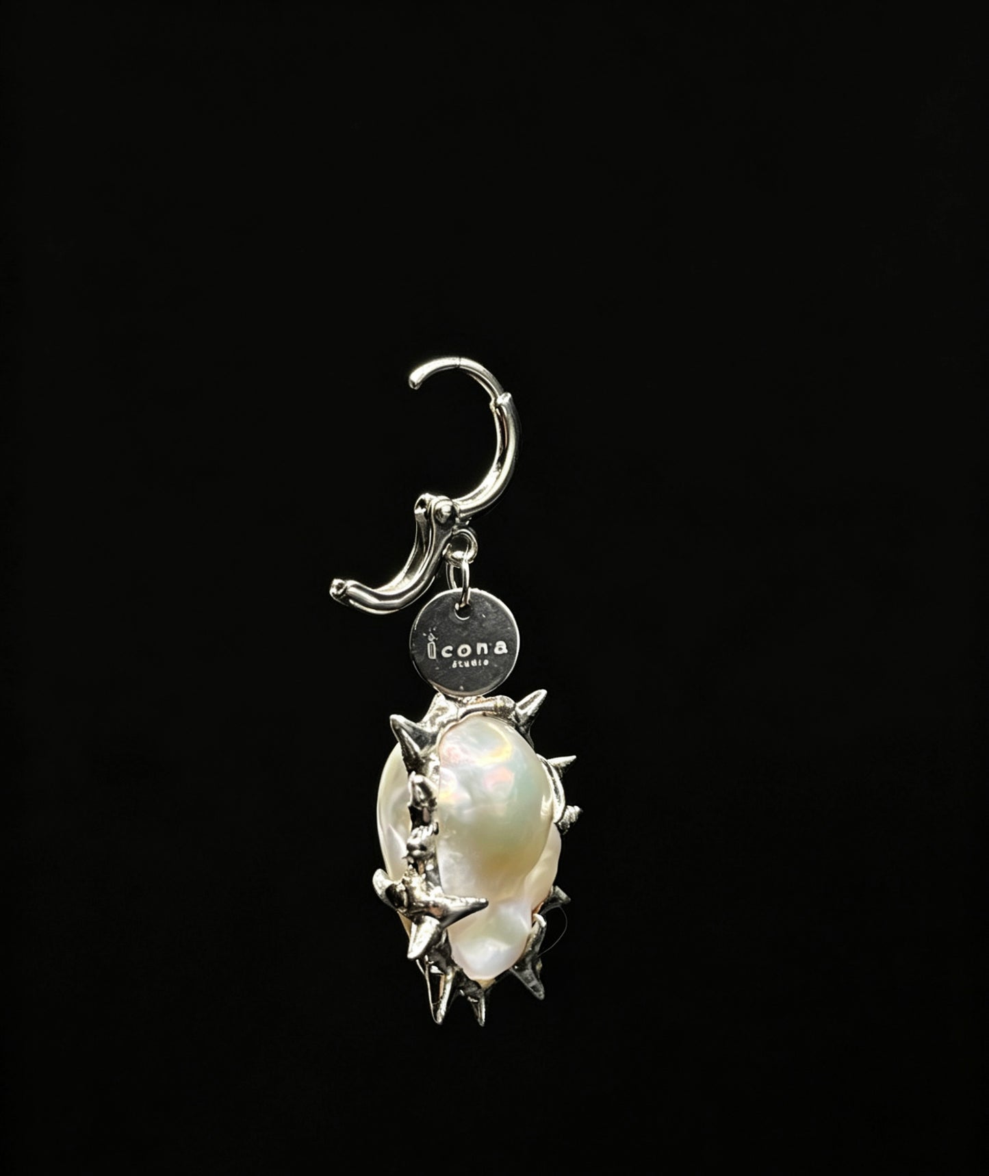 B16 Single Earring