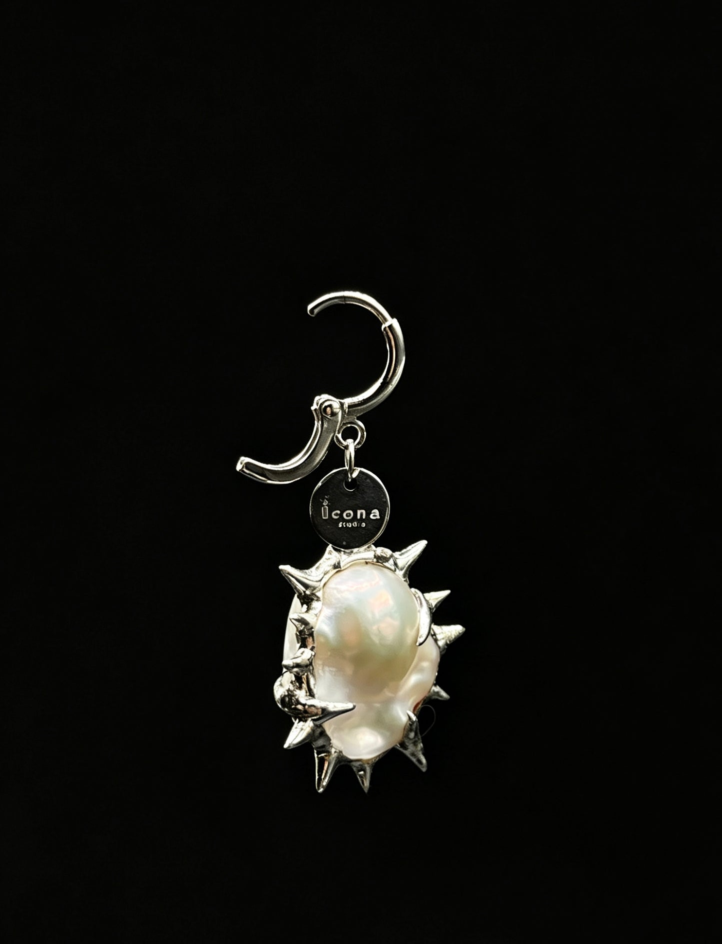 B16 Single Earring